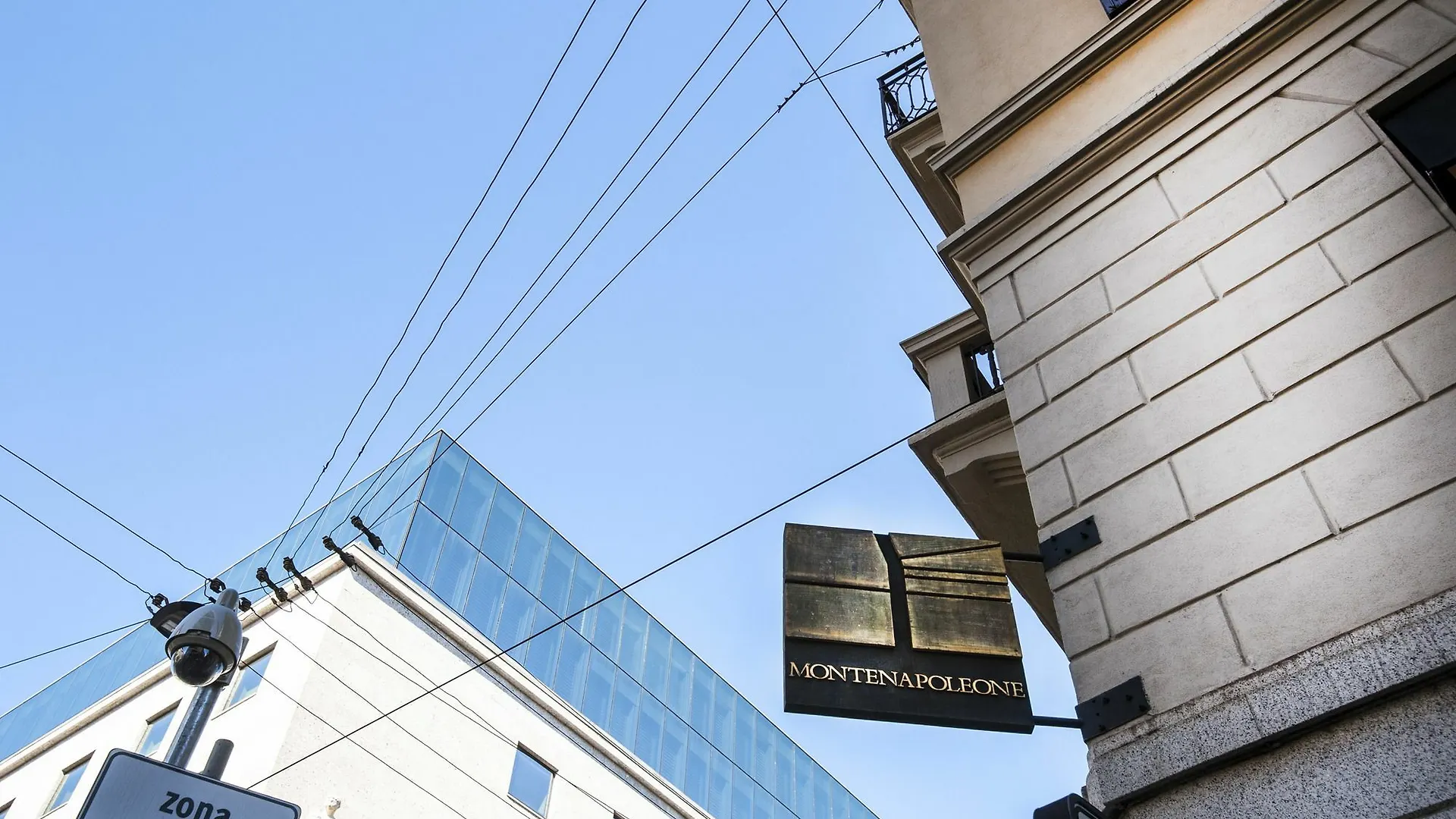 At Home Heart Of Milan - Manzoni