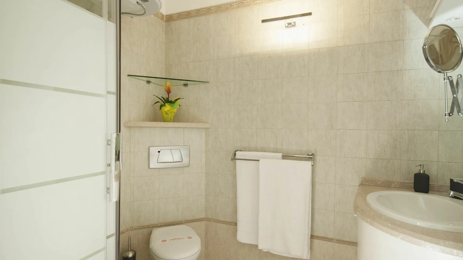 Apartment At Home Heart Of Milan - Manzoni Italy