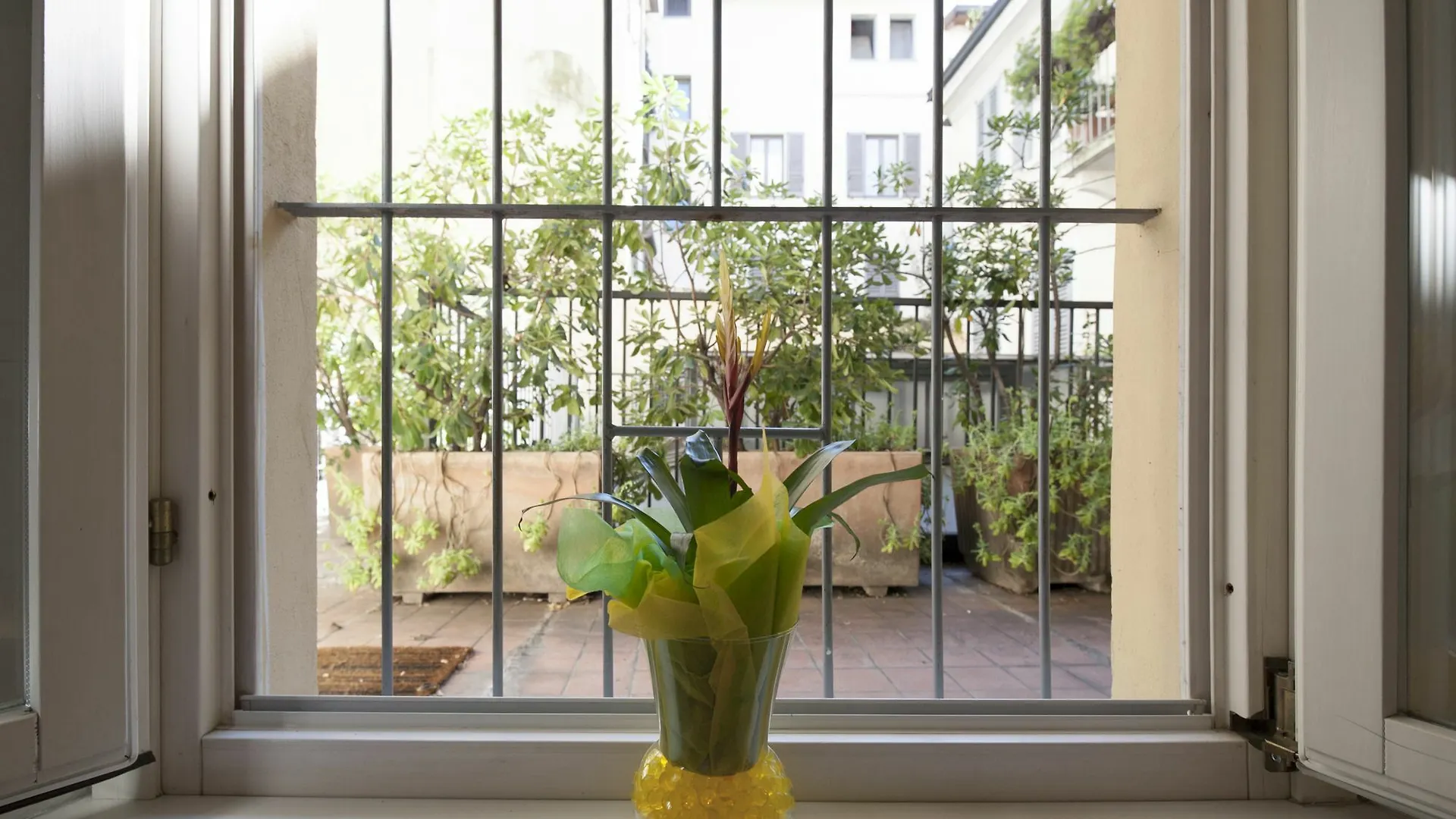 At Home Heart Of Milan - Manzoni location