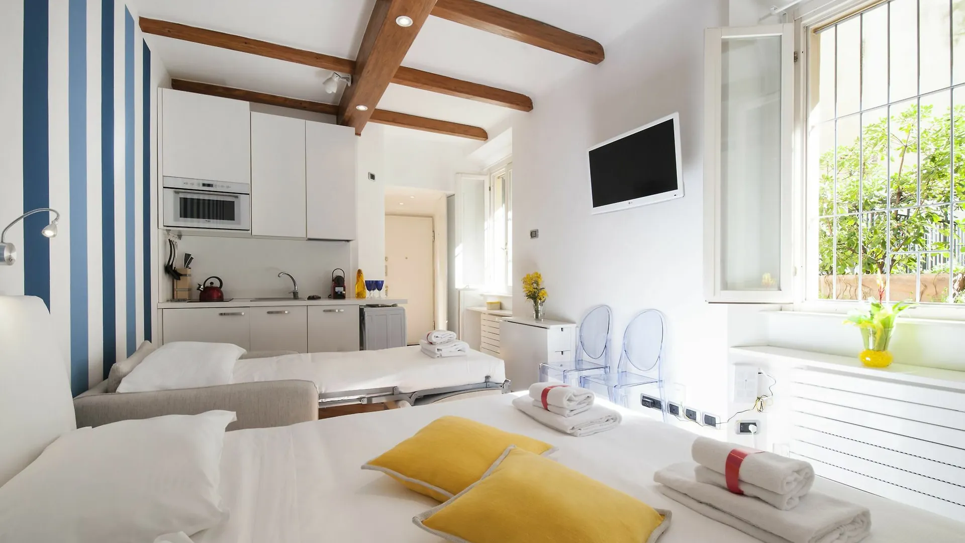 At Home Heart Of Milan - Manzoni Apartment